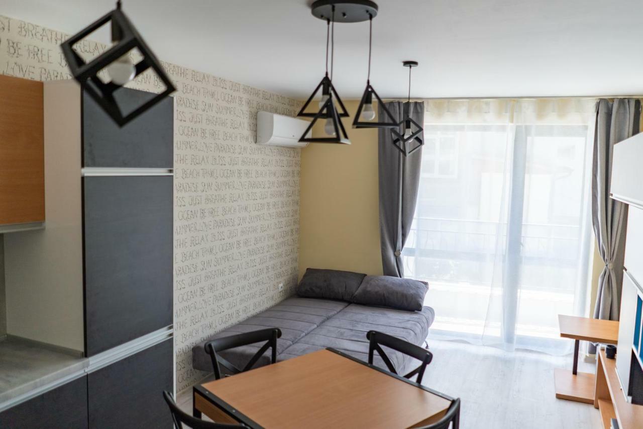 La Familia Apartments Βάρνα Εξωτερικό φωτογραφία