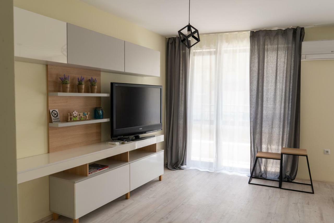 La Familia Apartments Βάρνα Εξωτερικό φωτογραφία