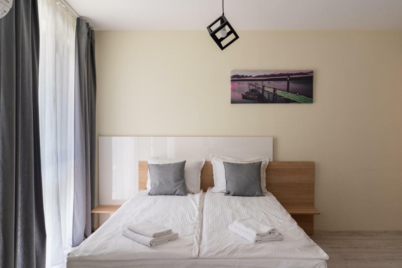 La Familia Apartments Βάρνα Εξωτερικό φωτογραφία