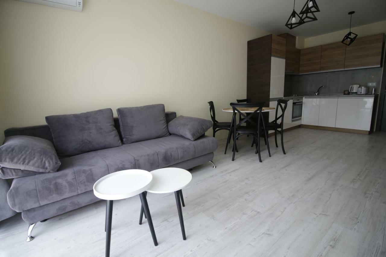 La Familia Apartments Βάρνα Εξωτερικό φωτογραφία